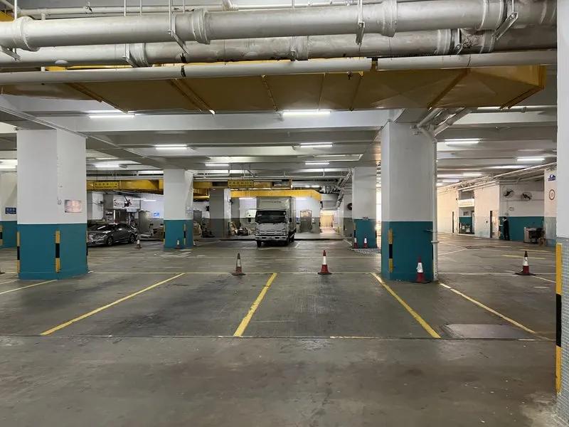 同力工業中心B座