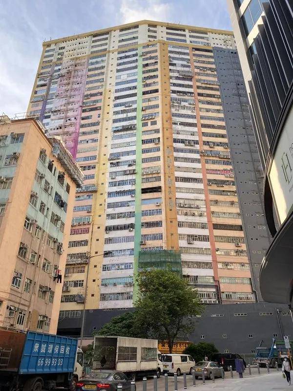 華基工業大廈一座