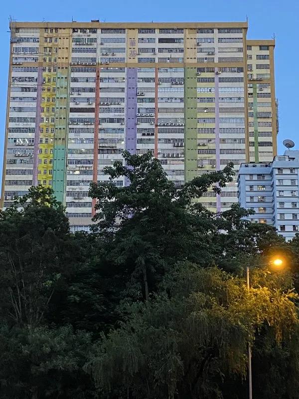 華基工業大廈一座