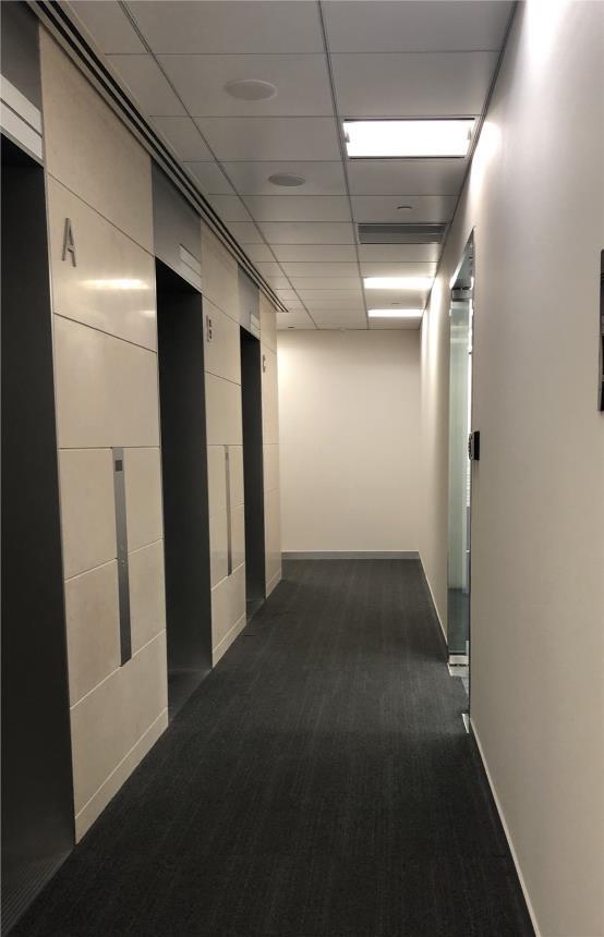 33 Des Voeux Road Central  德輔道中33號