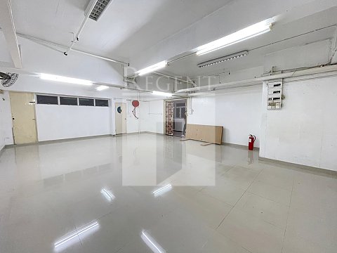 MILLION FORTUNE INDUSTRIAL CENTRE (萬達來工業中心)