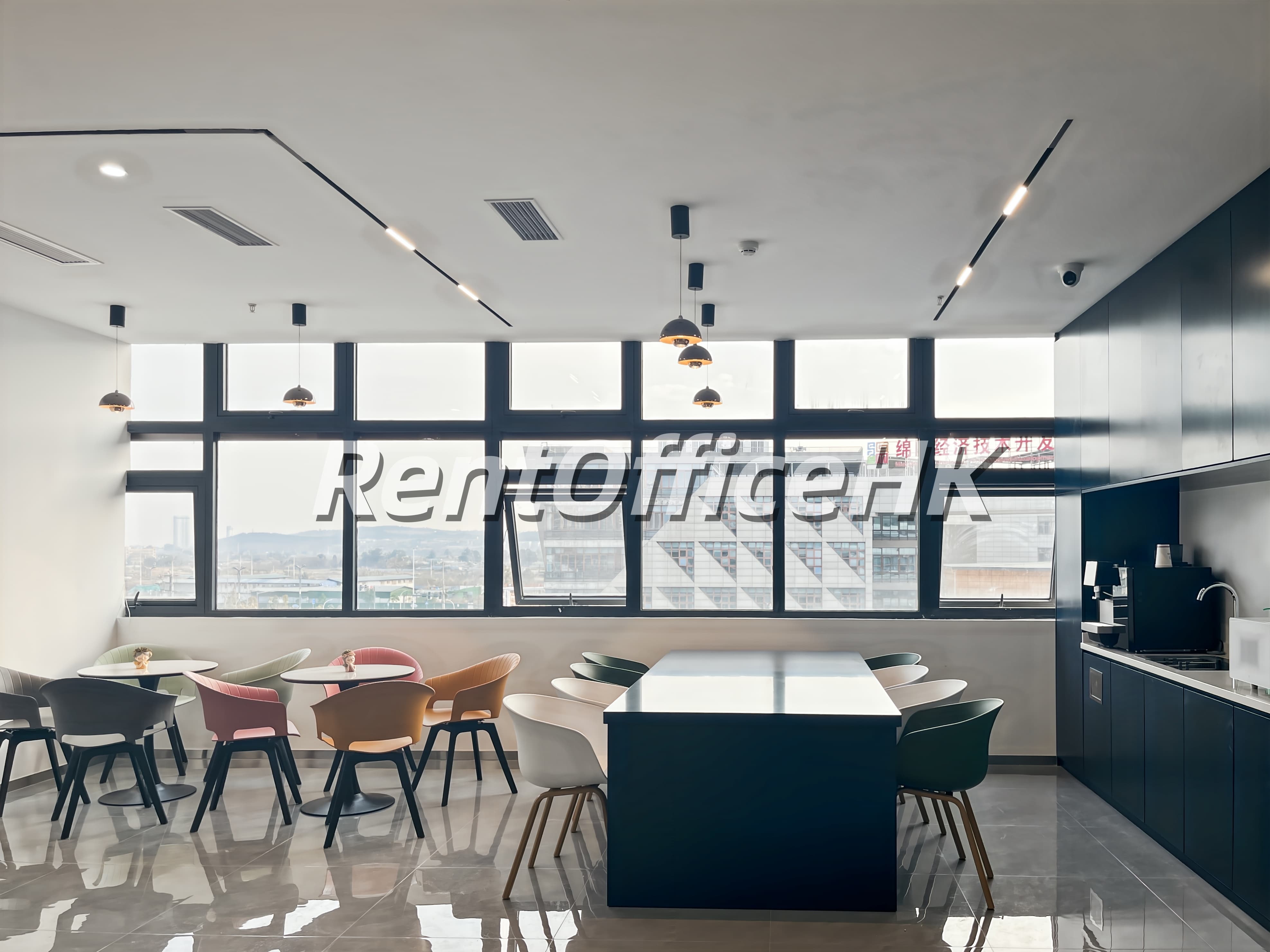 先进制造业服务中心-成都務式辦公室