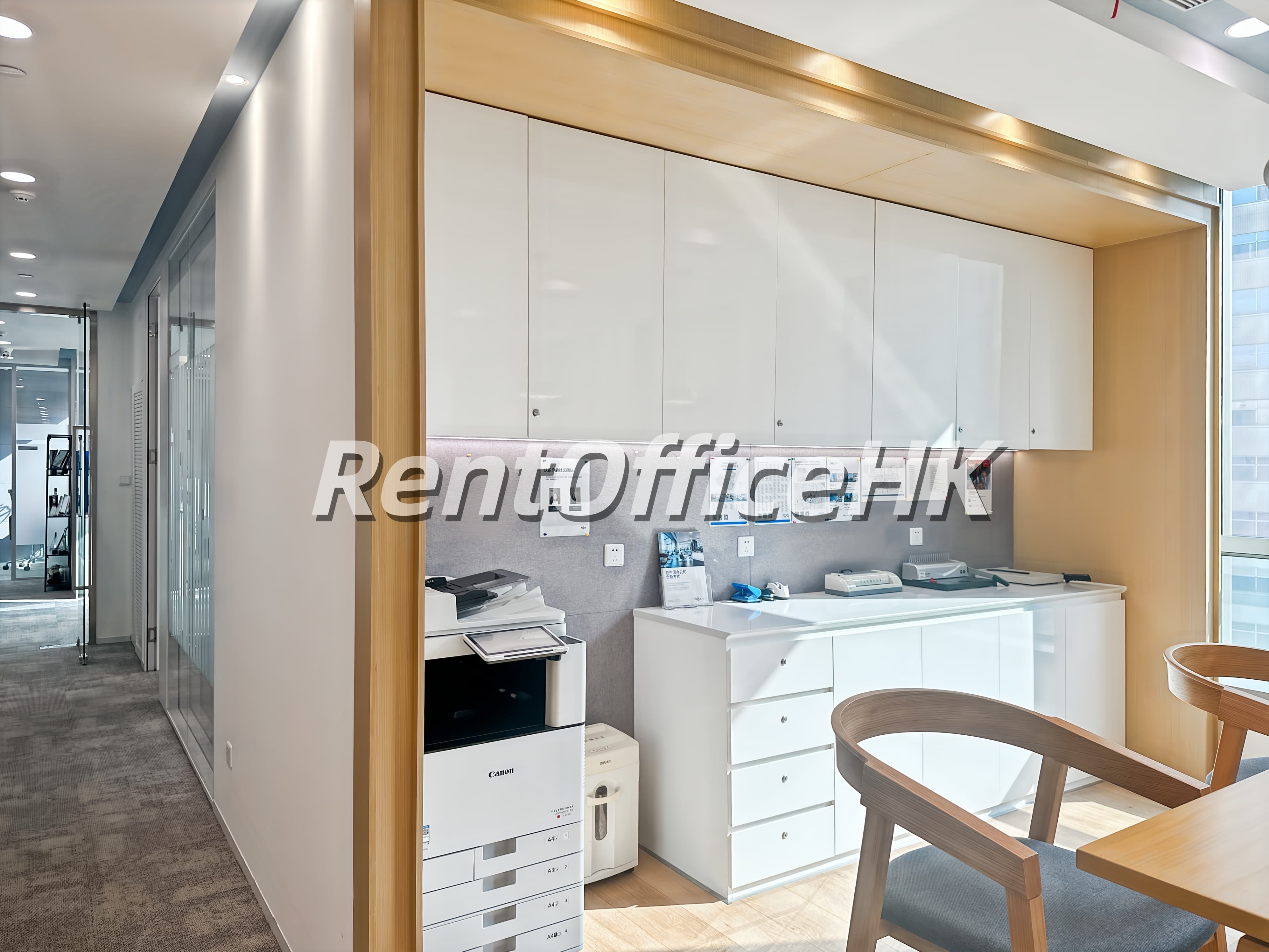 嘉地中心-上海務式辦公室