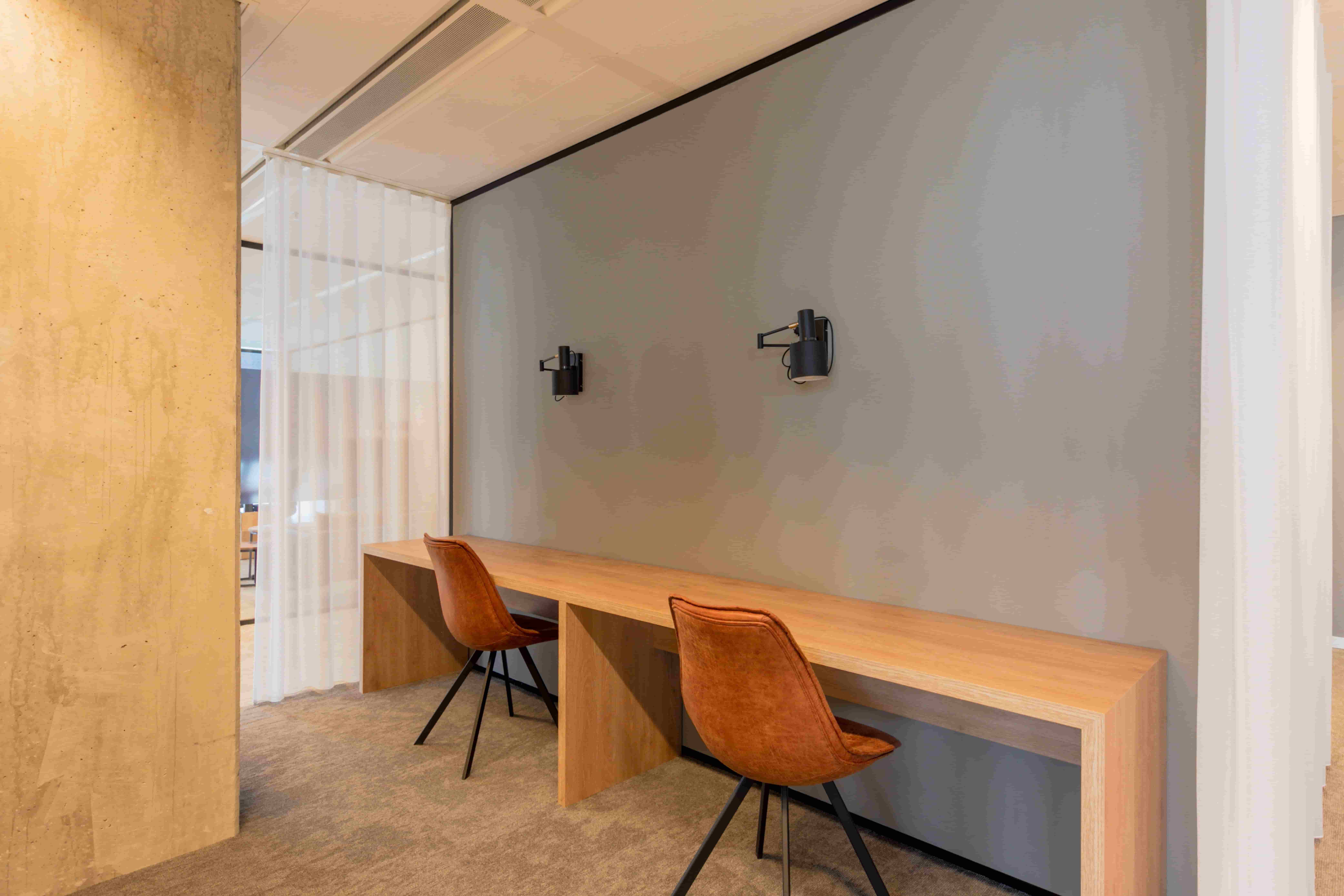 HDS Business Centre Cluster M