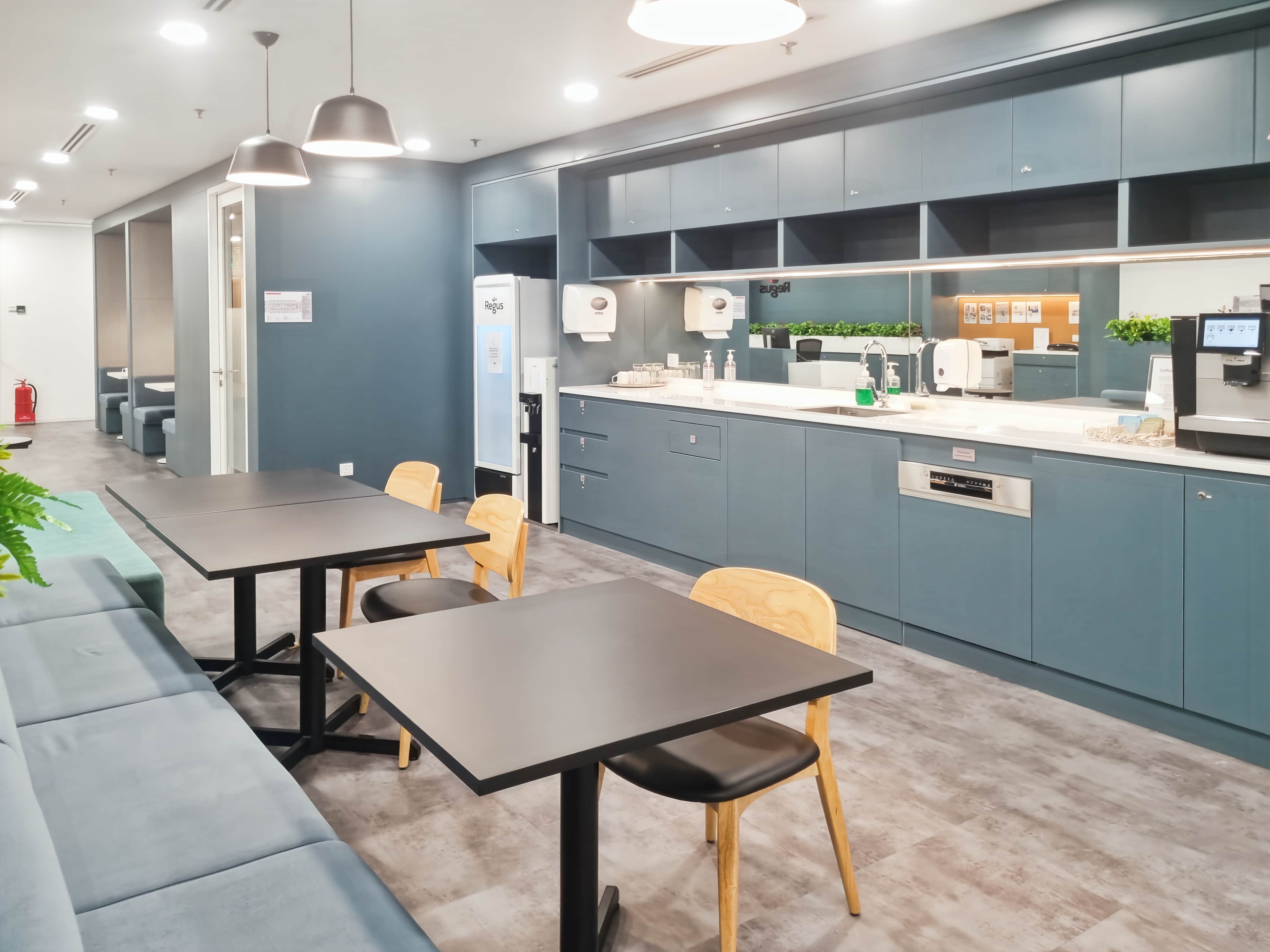 公共黃金大廈-馬來西亞務式辦公室