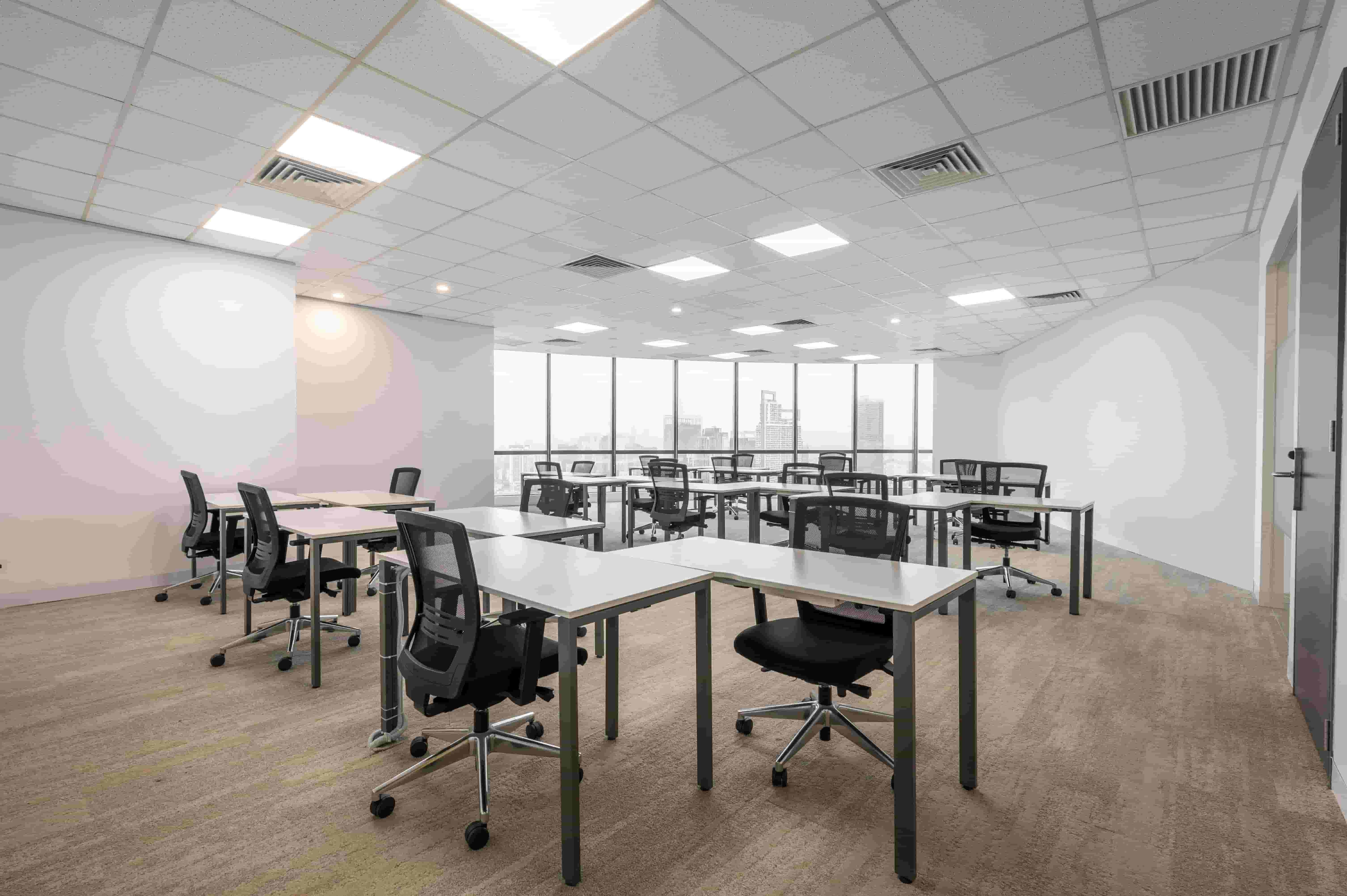 垂直企業大廈-馬來西亞務式辦公室