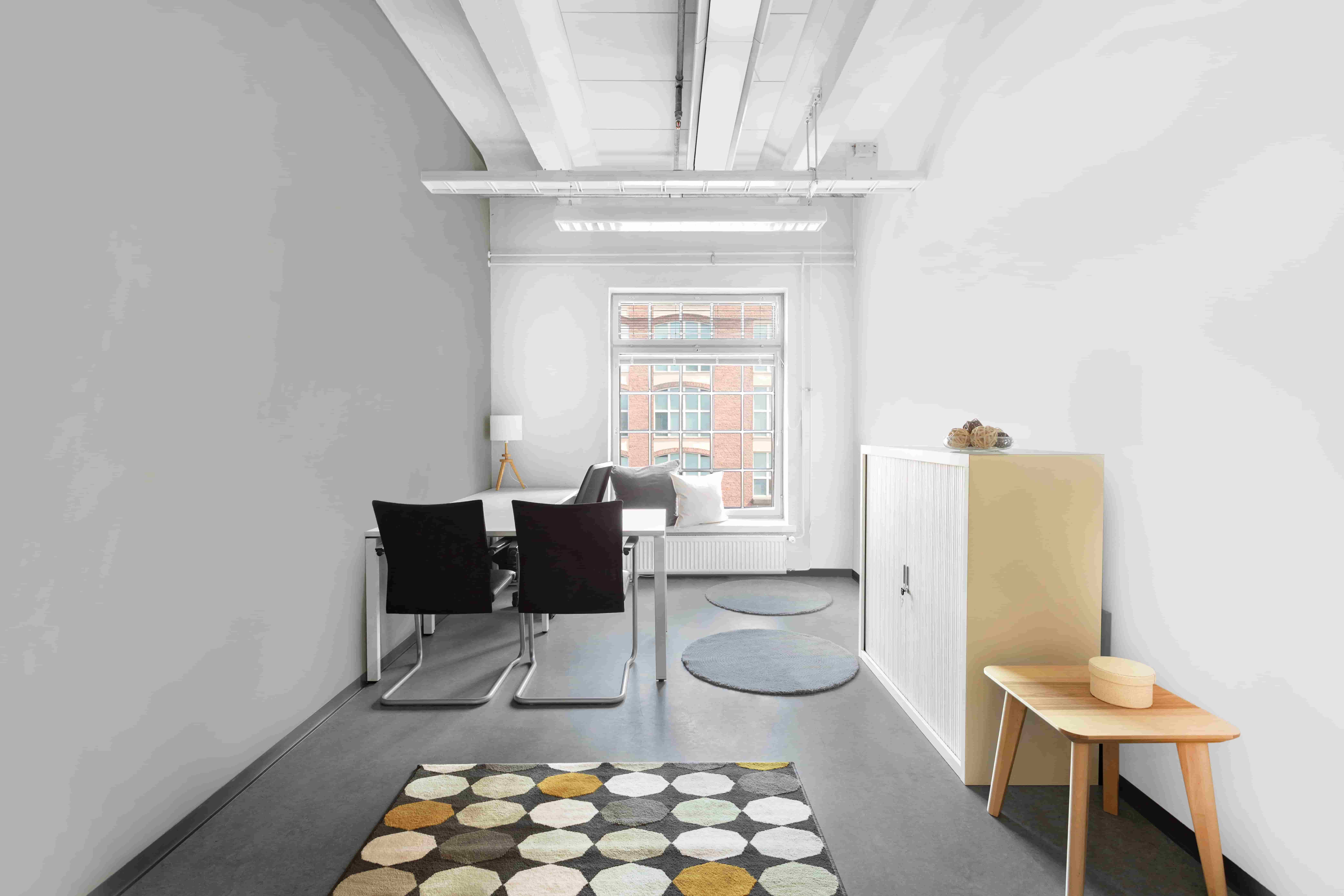 垂直企業大廈-馬來西亞務式辦公室