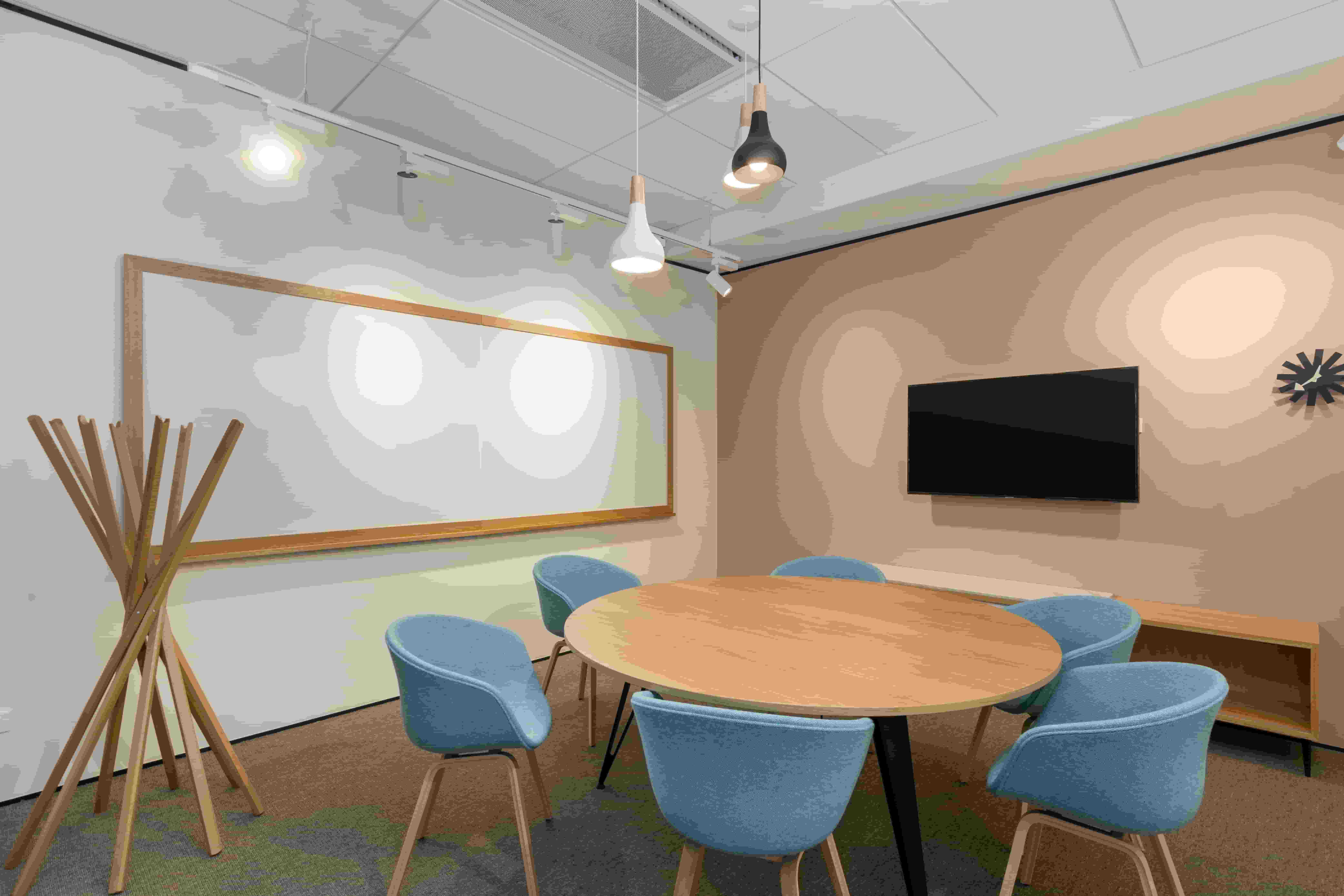 安邦銀行大廈-馬來西亞務式辦公室