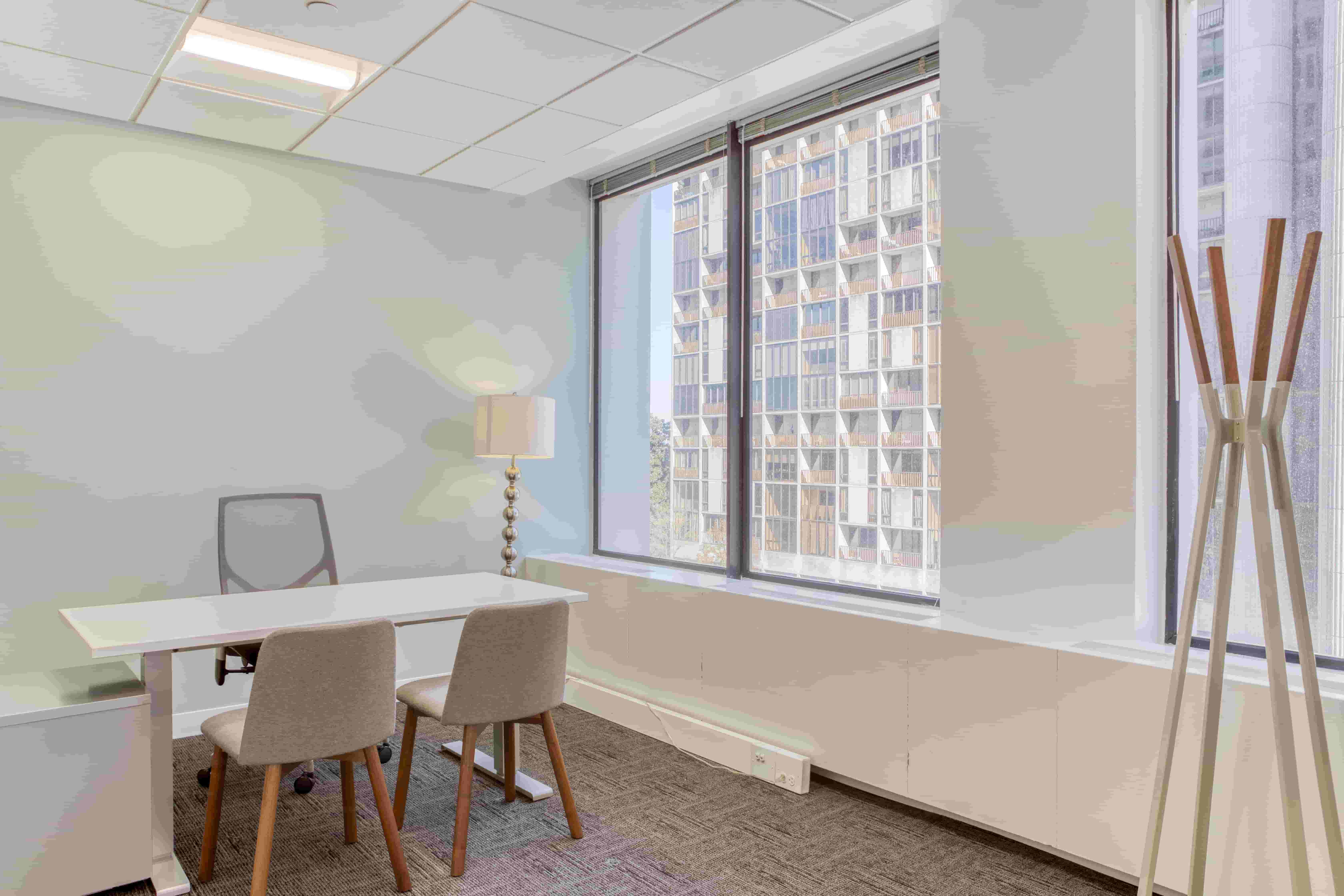 梅納拉峰會-馬來西亞務式辦公室