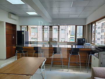 CHEUNG WEI INDUSTRIAL BUILDING (长汇工业大厦)-RGP020590