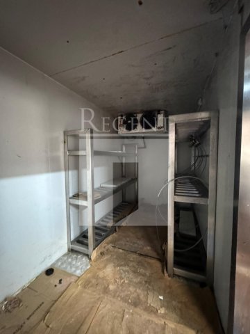 WAH TAT INDUSTRIAL CENTRE BLOCK B (華達工業中心 B座)-C0609617