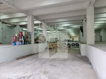 E-COMMERCE LOGISTICS (网丰物流中心)