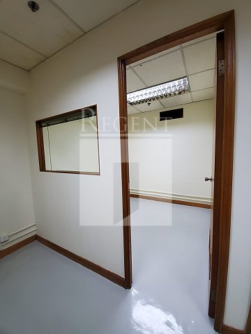 KWUN TONG INDUSTRIAL CENTRE BLOCK 04 (观塘工业中心 第04座)-RGP032215