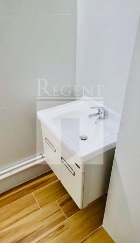 Tonic Industrial Centre Block A (同力工業中心 A座)-C0628456