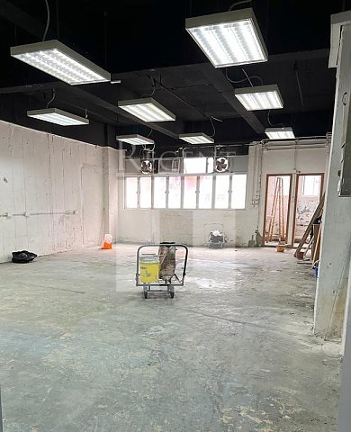 WAH TAT INDUSTRIAL CENTRE BLOCK C (华达工业中心 C座)