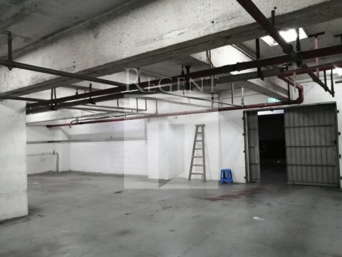 MERCANTILE INDUSTRIAL & WAREHOUSE BUILDING (有利工業貨倉大廈)