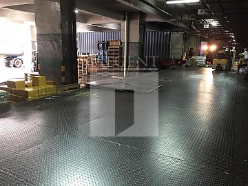 SUN FUNG CENTRE (新丰中心)