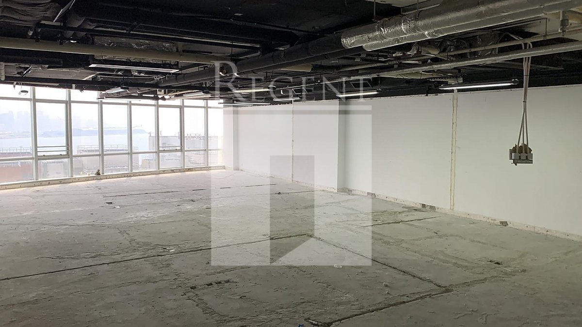 PENINSULA SQUARE (半島廣場)