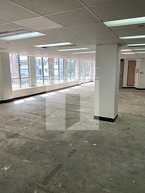 SUNSHINE PLAZA (陽光廣場)