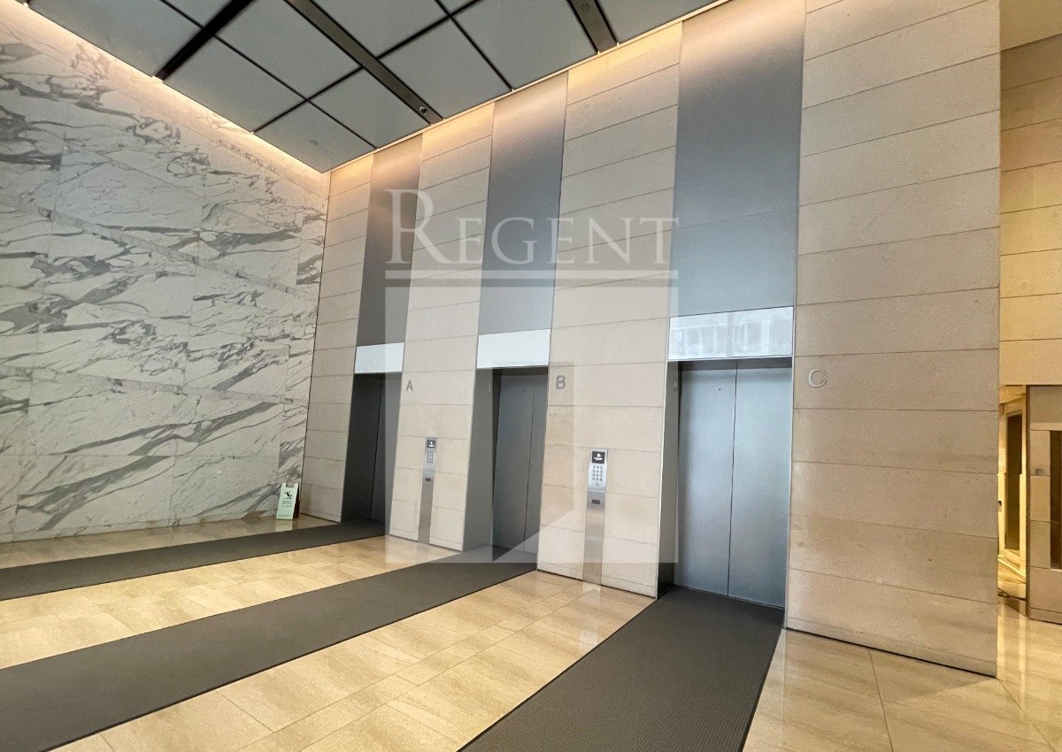 DES VOEUX ROAD C 33 (德辅道中33号)-RGP032154