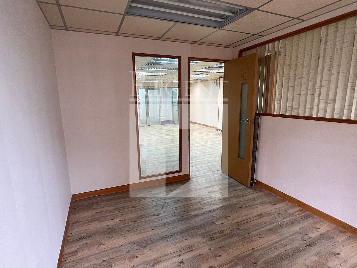 FORTRESS TOWER (北角城中心)