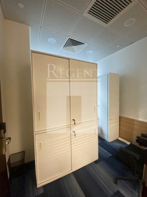 DES VOEUX ROAD C 33 (德辅道中33号)-RGP032853