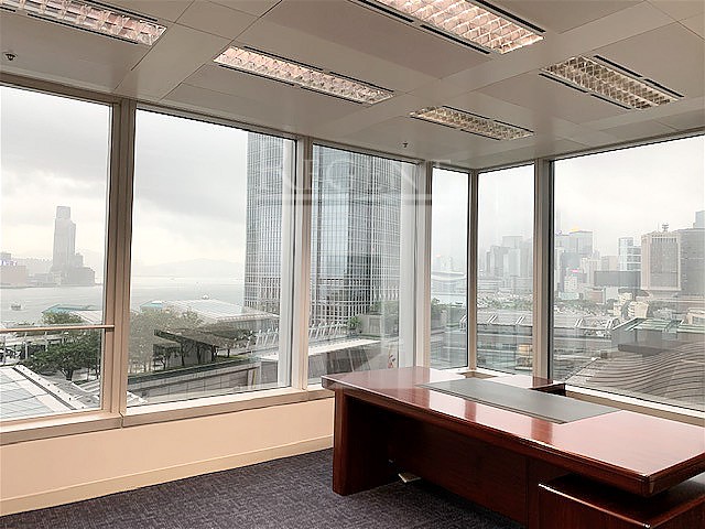 ONE INT'L FINANCE CENTRE (國際金融中心1期)-RGP009560