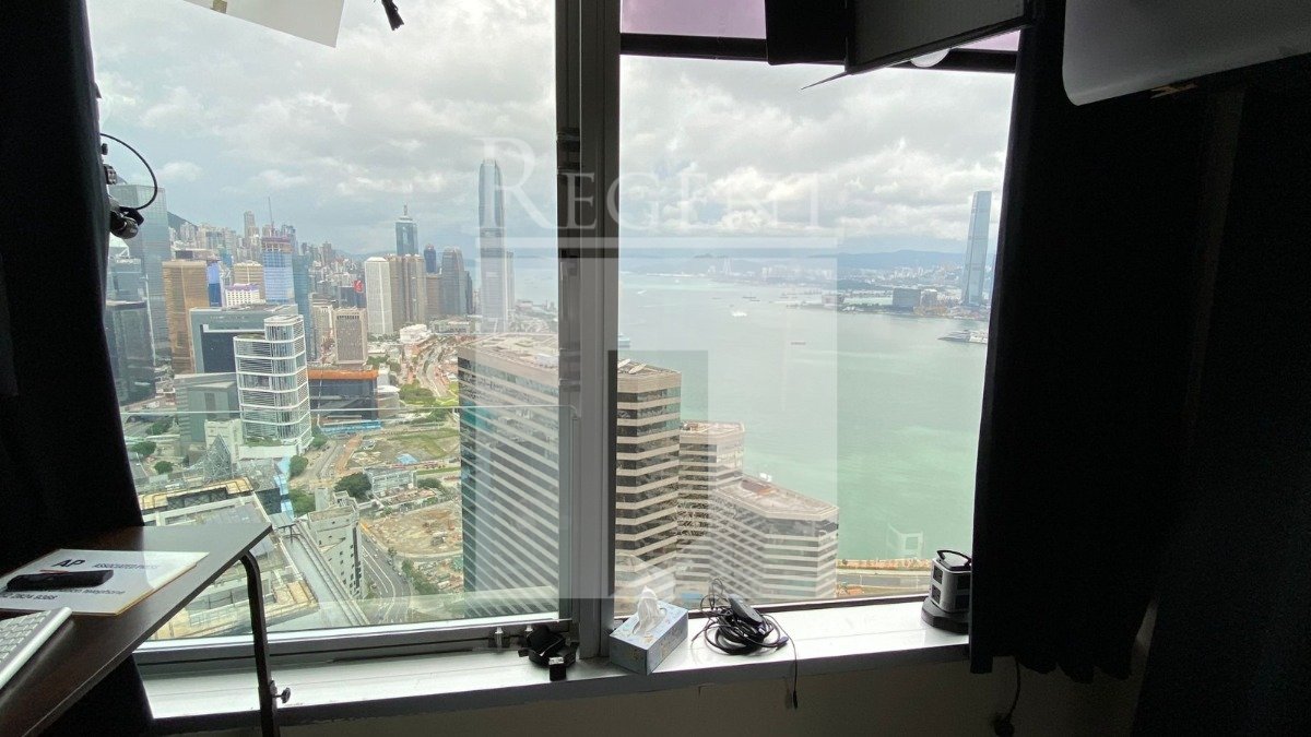 CENTRAL PLAZA (中环广场)-RGP032306