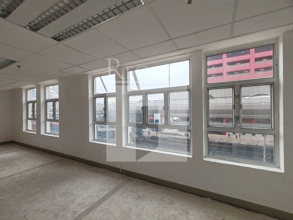 KAI TAK COMMERCIAL BUILDING (启德商业大厦)-C0125111