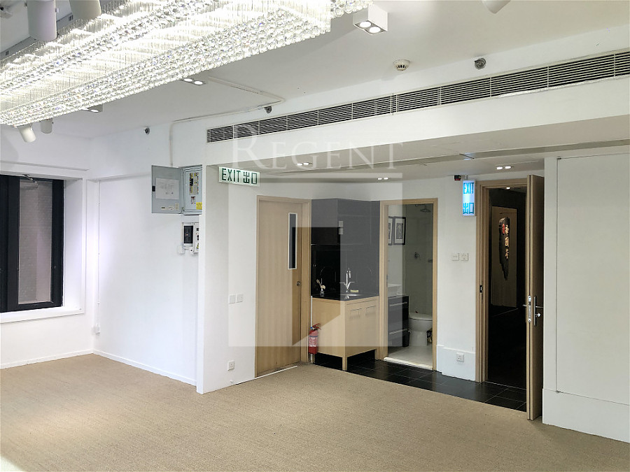 THE PLAZA -RGP021347