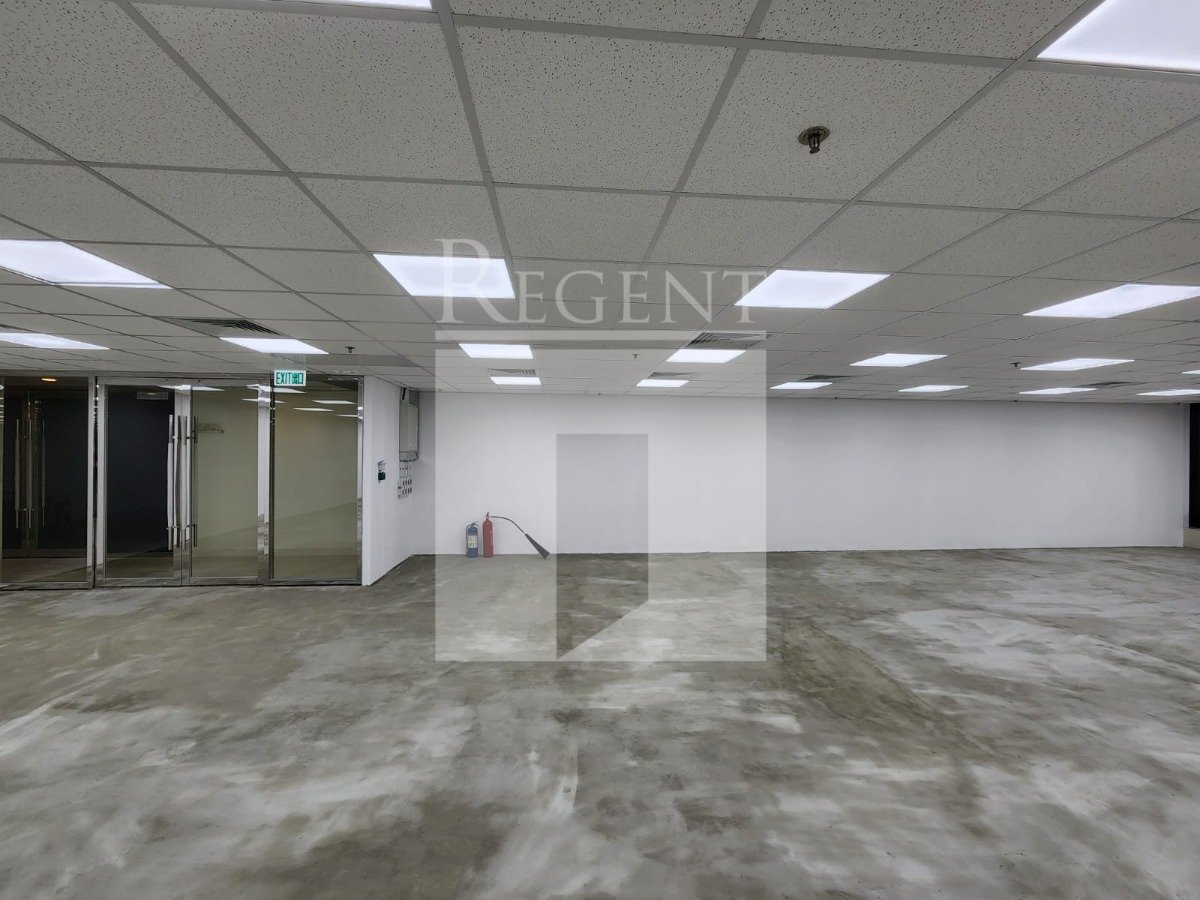 WORLD-WIDE HOUSE -C0556247