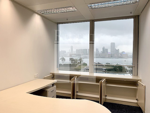 ONE INT'L FINANCE CENTRE (國際金融中心1期)-RGP009560