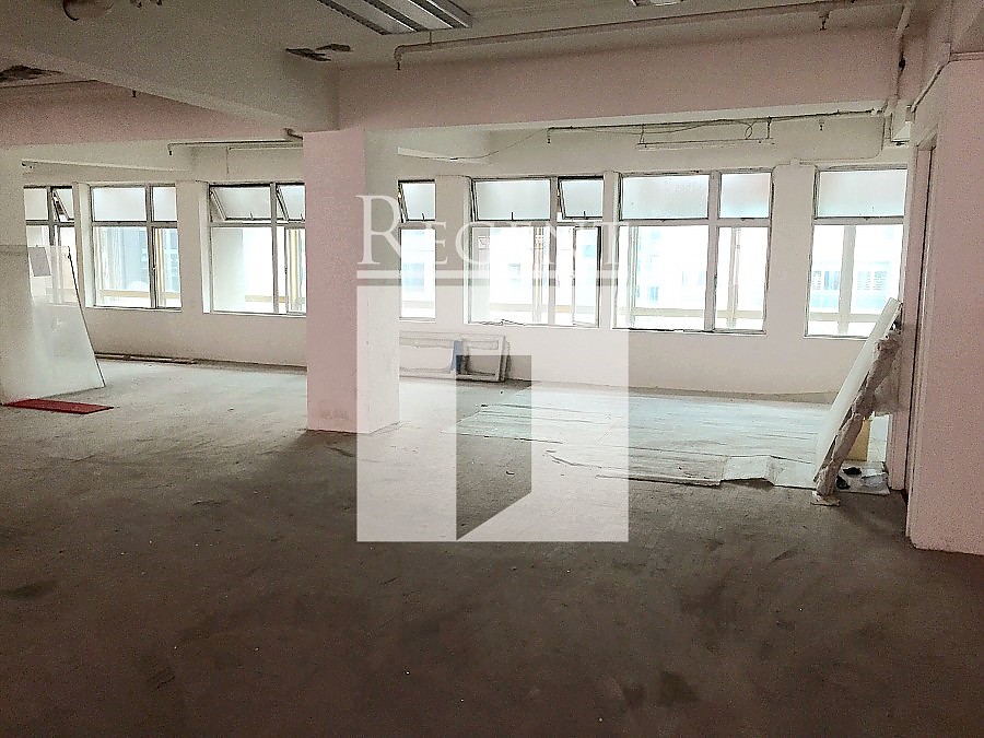 UNICORN TRADE CENTRE (有餘貿易中心)