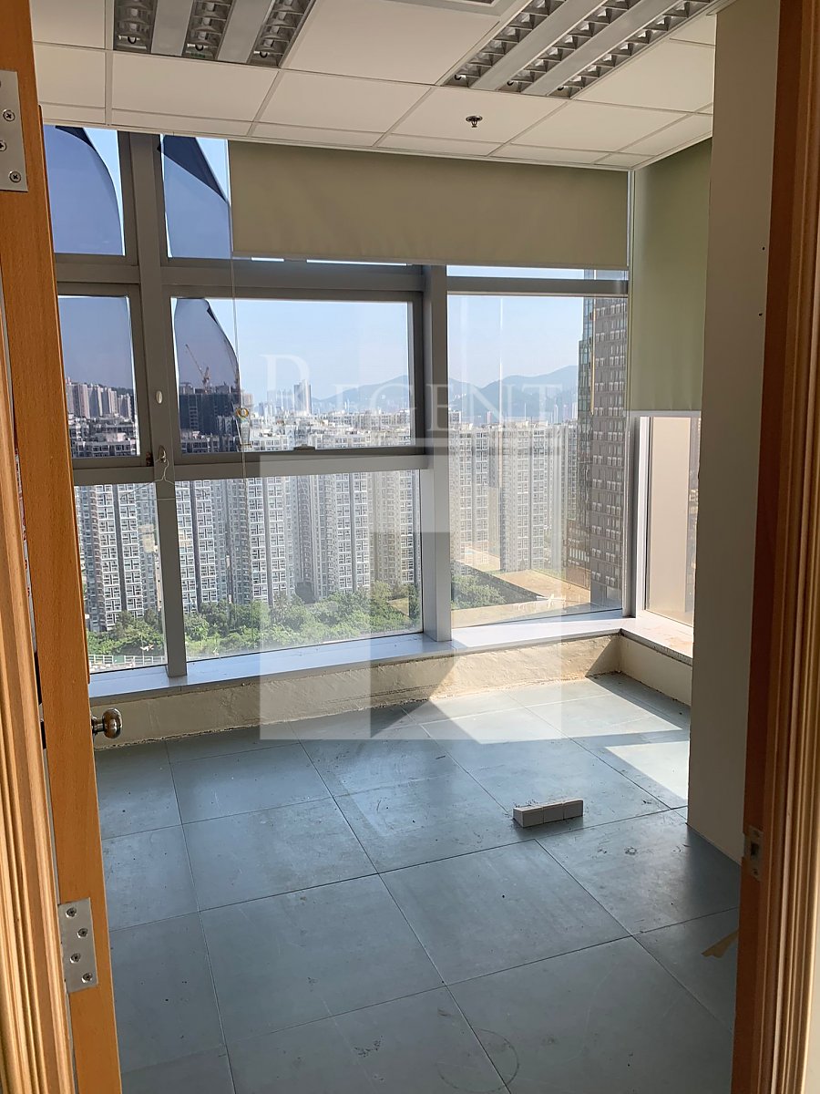 T G PLACE (電訊一代廣場)-RGP030900