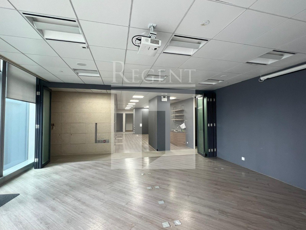 33 DES VOEUX ROAD C (德辅道中33号)-C0550501