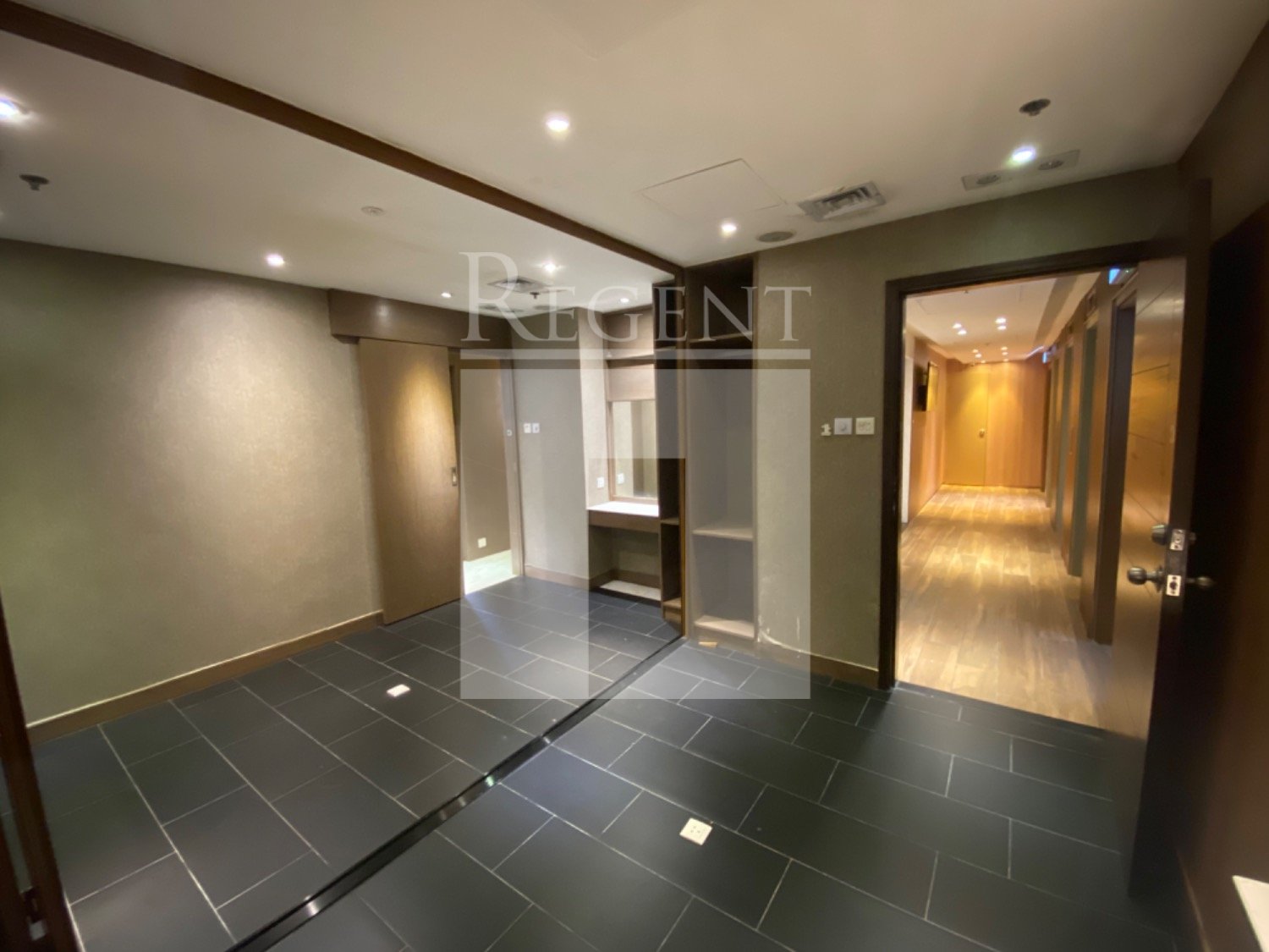 SHUN HEI CAUSEWAY BAY CENTRE (顺禧铜锣湾中心)-C0599337