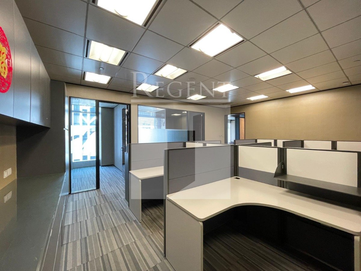 DES VOEUX ROAD C 33 (德辅道中33号)-RGP032154