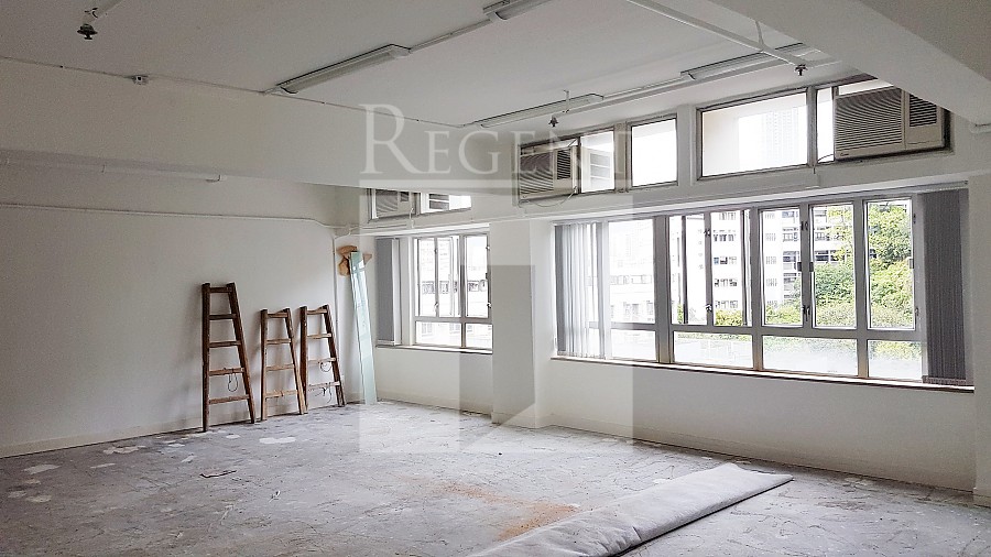 NATHAN TOWER (彌敦行)