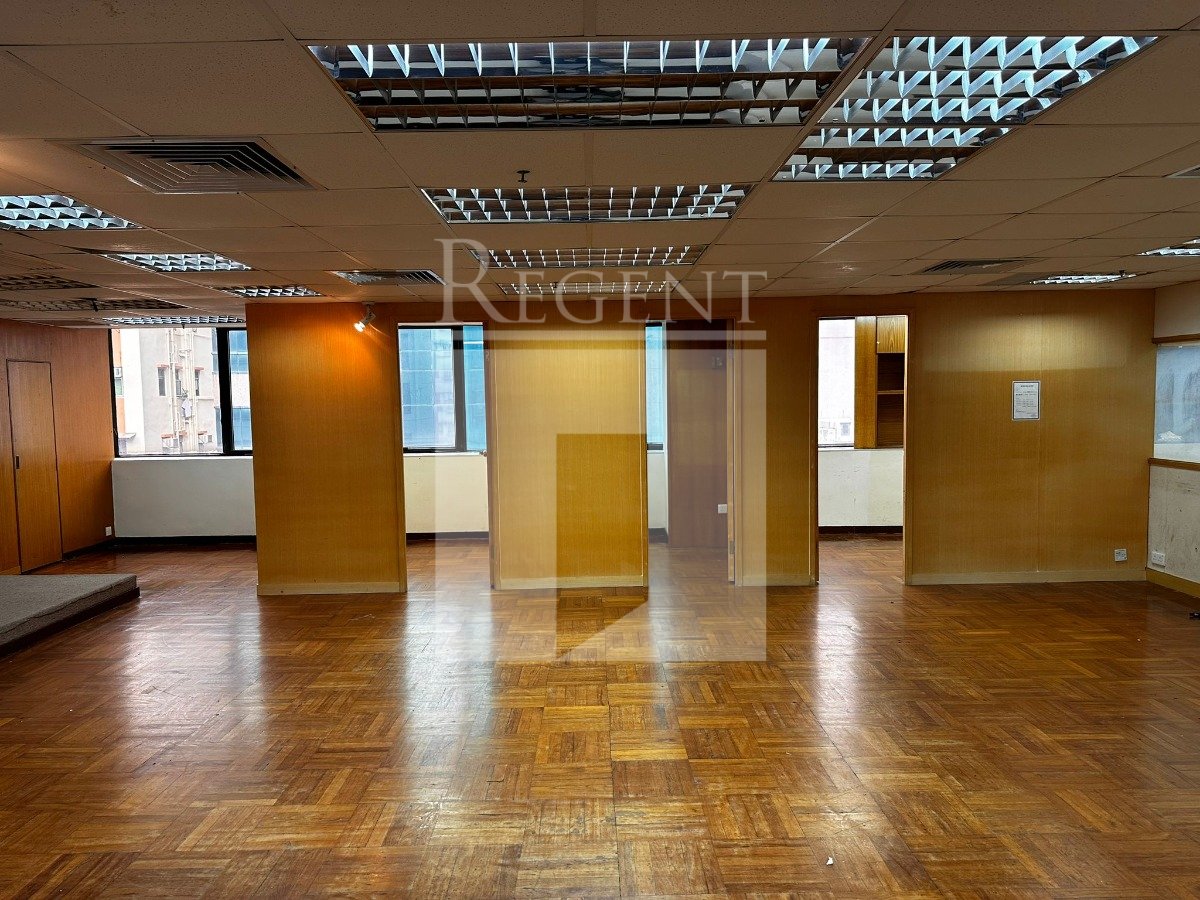 BREAKTHROUGH CENTRE (突破中心)-RGP032966