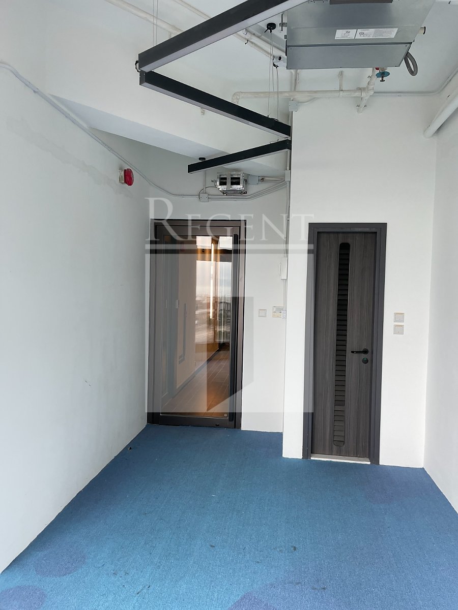 CONNAUGHT MARINA (干诺中心)-RGP032597