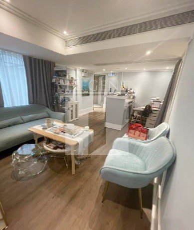 1 Lan Kwai Fong (兰桂坊1号)-RGP4617141