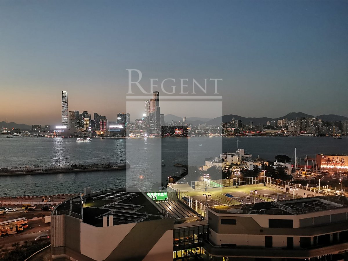 Cofco Tower (中糧大廈)-RGP022461