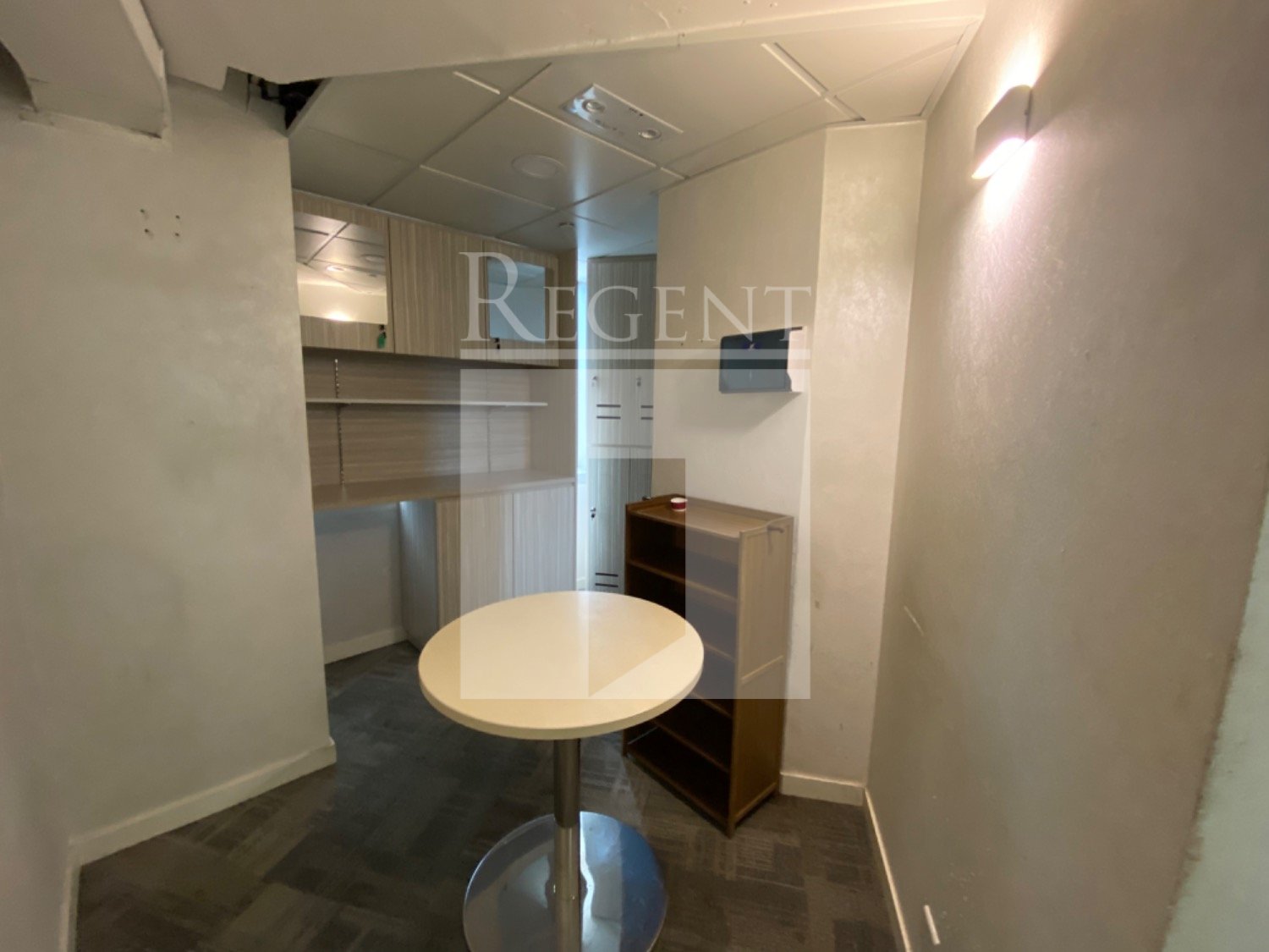 PLAZA 2000 (2000年广场)-C0599336