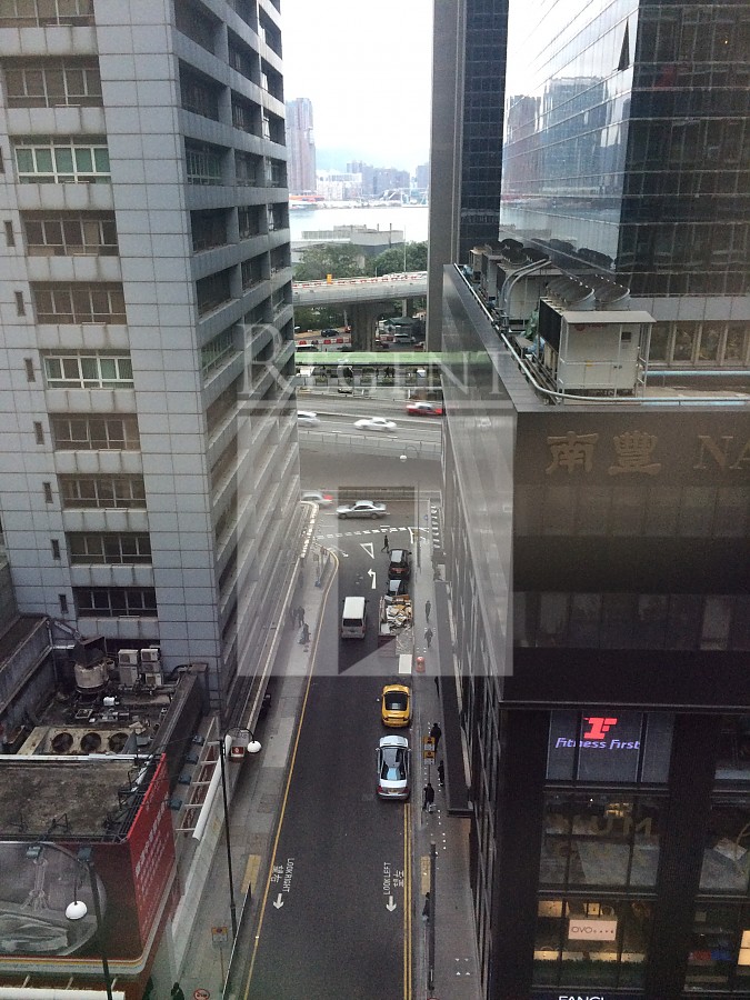 DES VOEUX ROAD C 168 (德輔道中168號)