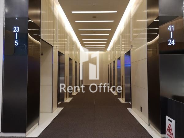 Lee & Man Commercial Center