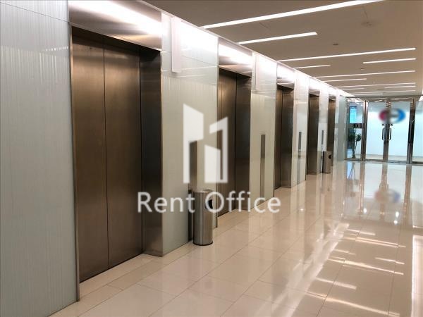 Lee & Man Commercial Center