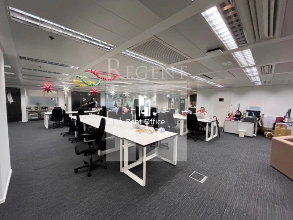 DAH SING FINANCIAL CENTRE (大新金融中心)