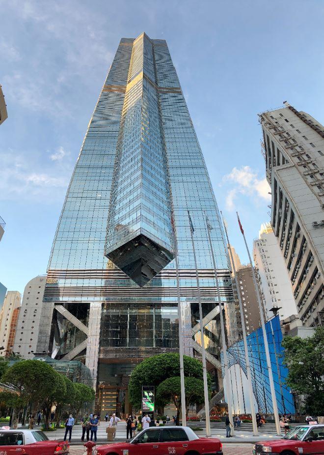 The Center  中環中心