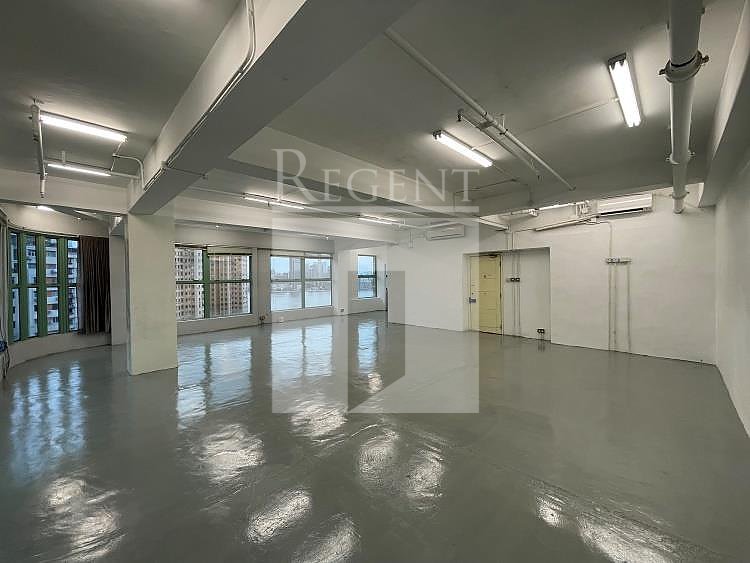 KINGSFIELD CENTRE (嘉昌商業中心)