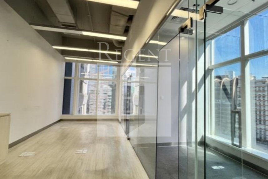 THE HENNESSY (THE HENNESSY)